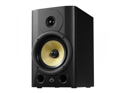diamond-studio-7-bt-1.jpg