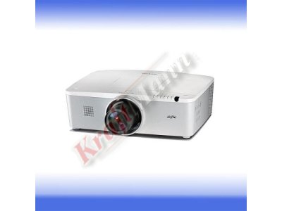sanyo-plc-wm5500l.jpg
